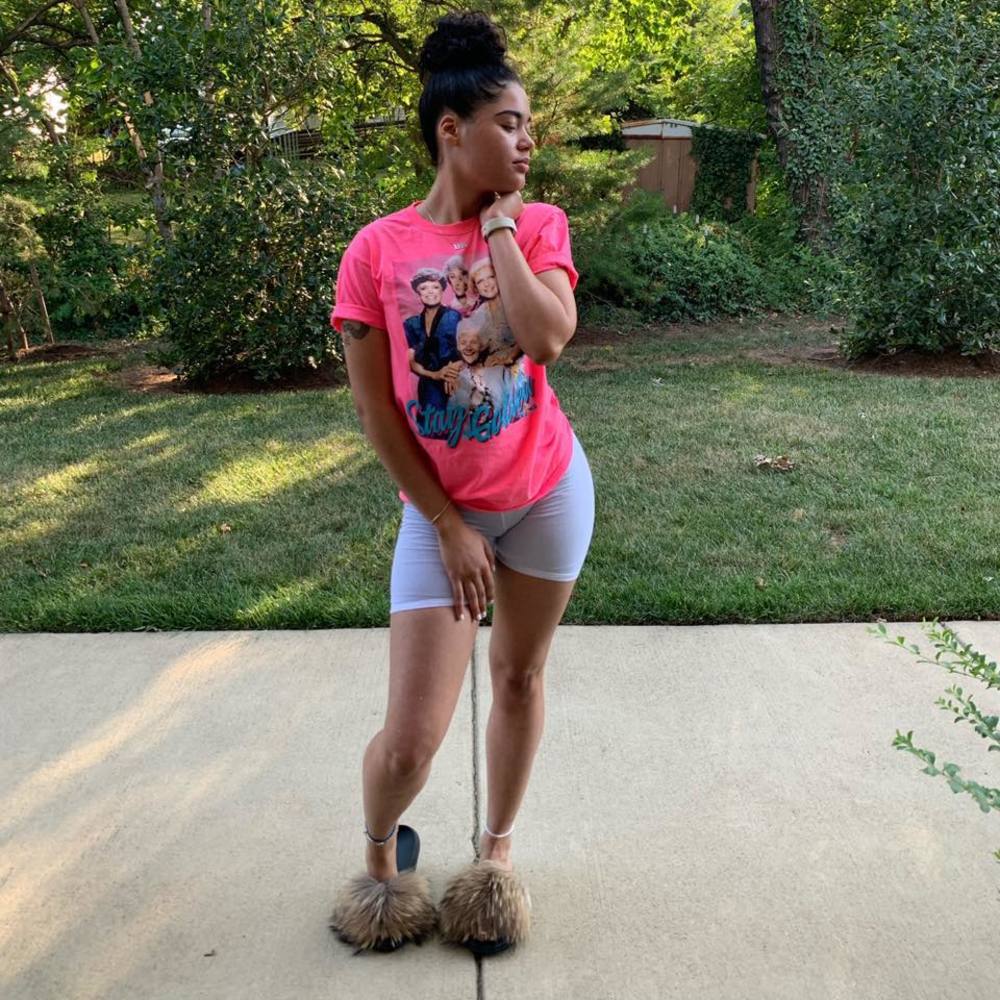 Meet your Posher, Dannileydi